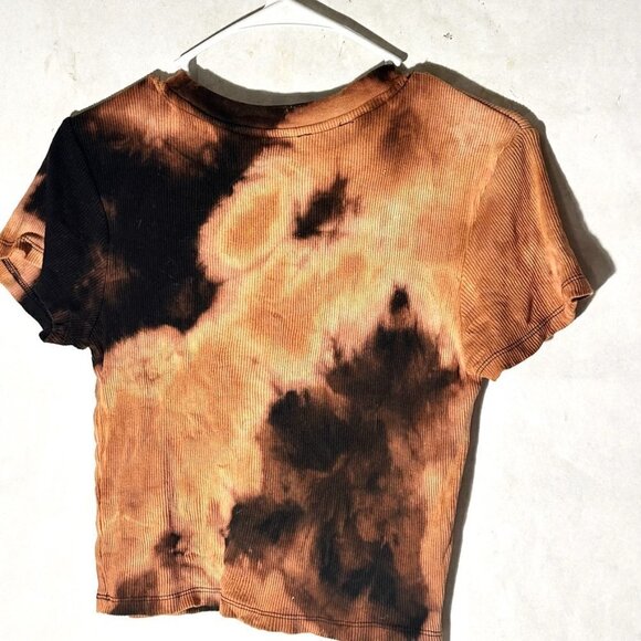 Forever 21 x Simpsons Maggie Size Medium Tee Shirt Acid Wash Crop Cropped - Picture 4 of 5